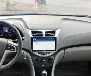 Hyundai Accent 2014 - Bán ô tô Hyundai Accent 1.4AT đời 2014, màu bạc, nhập khẩu nguyên chiếc, giá chỉ 429 triệu