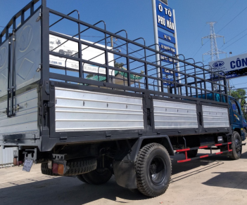 Xe tải 5 tấn - dưới 10 tấn 2017 - Bán xe tải 8 tấn thùng 6m7 chiến thắng, màu xanh lam giá cạnh tranh