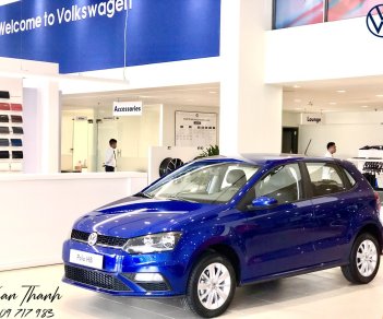 Volkswagen Polo E 2020 - Bán xe Volkswagen Polo E đời 2020, màu xanh lam, nhập khẩu nguyên chiếc, giá chỉ 695 triệu