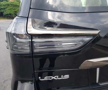 Lexus LX 570 Black Edition S 2020 - Bán Lexus LX 570 Black Edition S đời 2020, màu đen, nhập khẩu nguyên chiếc