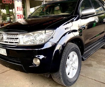 Toyota Fortuner MT 2010 - Chính chủ cần bán xe Toyota Fortuner 2010