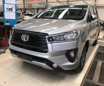 Toyota Innova 2021 - Bán xe Toyota Innova 2.0E đời 2021, xả kho giá cực tốt