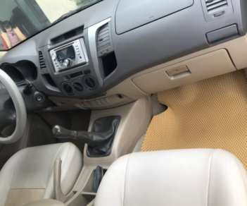 Toyota Hilux 2010 - Cần bán xe bán tải Toyota Hilux, sản xuất 2009, đăng ký 2010