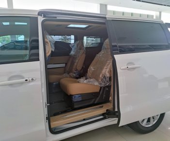 Kia Sedona    2021 - Cần bán xe Kia Sedona 2021, màu trắng