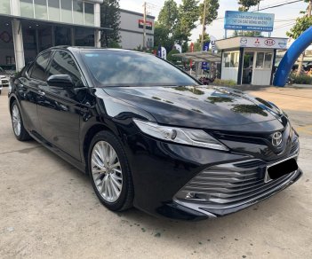 Toyota Camry 2.5Q 2019 - Cần bán xe Toyota Camry 2.5Q 2019 màu đen nhập Thái chính hãng Toyota Sure