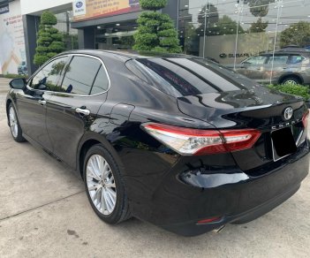 Toyota Camry 2.5Q 2019 - Cần bán xe Toyota Camry 2.5Q 2019 màu đen nhập Thái chính hãng Toyota Sure