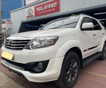 Toyota Fortuner 2.7V 2014 - Cần bán xe Toyota Fortuner TRD Sportivo 2.7V AT4x4 2014 máy xăng 2 cầu