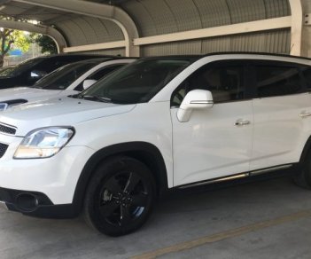 Chevrolet Orlando 2017 - Cần bán lại xe Chevrolet Orlando đời 2017, màu trắng, số sàn