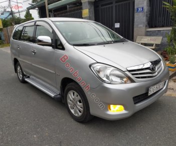 Toyota Innova   G  2010 - Xe Toyota Innova G năm sản xuất 2010, màu bạc xe gia đình 