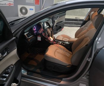 Kia Optima   2.0AT Luxury  2019 - Bán xe Kia Optima 2.0AT Luxury sản xuất 2019, màu xám còn mới