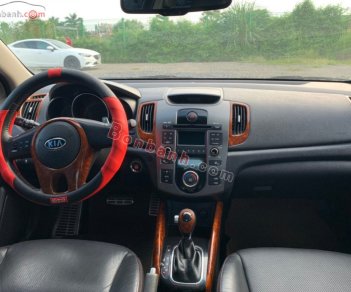 Kia Forte   1.6AT 2011 - Bán Kia Forte 1.6AT 2011, màu đen còn mới, giá 315tr