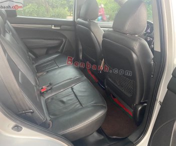 Kia Sorento  GAT 2.4L 2WD 2013 - Cần bán lại xe Kia Sorento GAT 2.4L 2WD đời 2013, màu bạc, 482 triệu