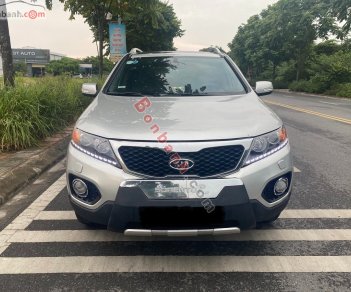 Kia Sorento  GAT 2.4L 2WD 2013 - Cần bán lại xe Kia Sorento GAT 2.4L 2WD đời 2013, màu bạc, 482 triệu