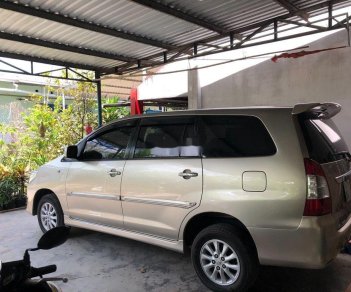 Toyota Innova 2014 - Bán xe Toyota Innova sản xuất năm 2014 còn mới, giá chỉ 357 triệu