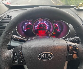 Kia Sorento  GAT 2.4L 2WD 2013 - Cần bán lại xe Kia Sorento GAT 2.4L 2WD đời 2013, màu bạc, 482 triệu