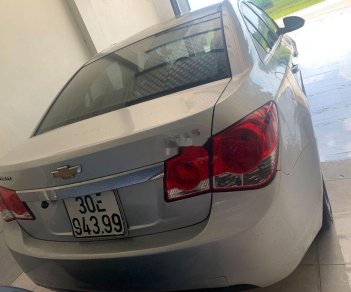 Chevrolet Cruze 2010 - Bán Chevrolet Cruze đời 2010, màu bạc còn mới, giá 208tr