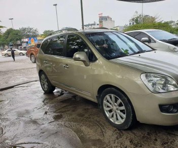 Kia Carens    2012 - Cần bán xe Kia Carens sản xuất 2012, màu ghi vàng, giá bán 275 triệu