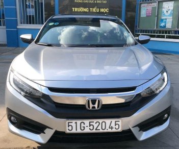 Honda Civic   1.5 2017 - Bán Honda Civic 1.5 đời 2017, màu bạc, xe nhập 