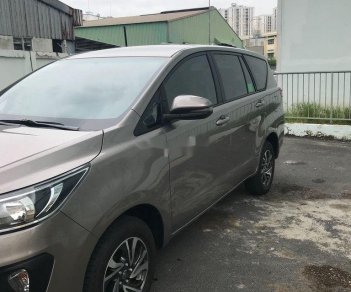 Toyota Innova 2020 - Cần bán xe Toyota Innova 2020, màu xám xe gia đình giá cạnh tranh