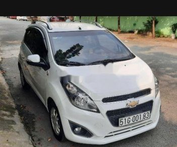 Chevrolet Spark   LT   2017 - Cần bán gấp Chevrolet Spark LT đời 2017, màu trắng, nhập khẩu 