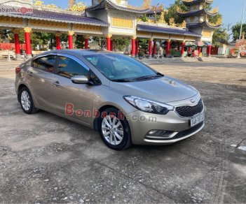 Kia K3   1.6 MT  2015 - Cần bán gấp Kia K3 1.6 MT đời 2015, màu vàng còn mới  