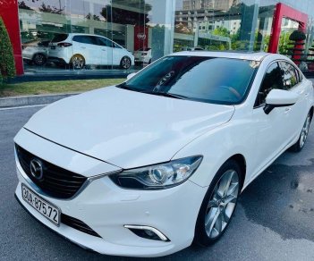 Mazda 6     2015 - Cần bán Mazda 6 sản xuất 2015, màu trắng 