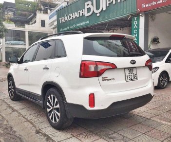 Kia Sorento 2016 - Cần bán Kia Sorento sản xuất 2016, màu trắng chính chủ, giá chỉ 625 triệu