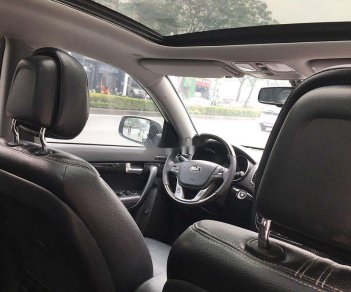 Kia Sorento 2016 - Cần bán Kia Sorento sản xuất 2016, màu trắng chính chủ, giá chỉ 625 triệu