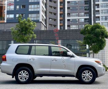 Toyota Land Cruiser   VX 4.6 V8  2014 - Cần bán gấp Toyota Land Cruiser VX 4.6 V8 năm 2014, màu bạc, nhập khẩu còn mới