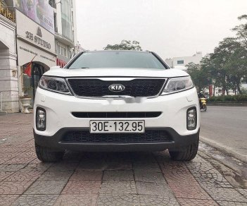 Kia Sorento 2016 - Cần bán Kia Sorento sản xuất 2016, màu trắng chính chủ, giá chỉ 625 triệu