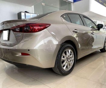 Mazda 3   1.5AT  2018 - Cần bán Mazda 3 1.5AT sản xuất năm 2018, màu ghi vàng