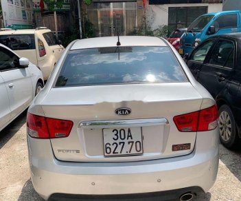 Kia Forte 2013 - Cần bán gấp Kia Forte sản xuất 2013 còn mới, 325 triệu