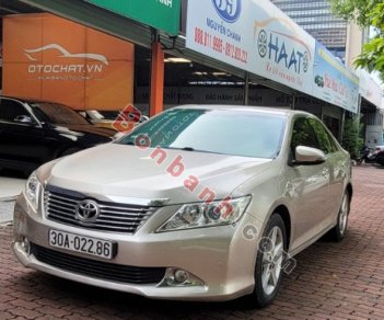 Toyota Camry   2.5Q 2013 - Cần bán xe Toyota Camry 2.5Q năm sản xuất 2013 còn mới, 670tr