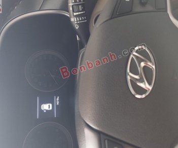 Hyundai Tucson   2.0 AT  2019 - Cần bán lại xe Hyundai Tucson 2.0 AT 2019, màu đỏ