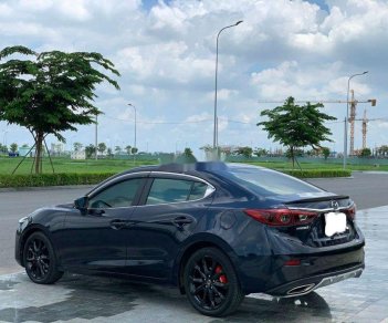 Mazda 3   2018 - Cần bán gấp Mazda 3 đời 2018, màu xanh lam còn mới