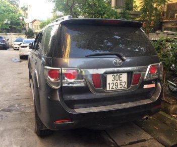 Toyota Fortuner 2013 - Xe Toyota Fortuner năm sản xuất 2013, màu xám còn mới  