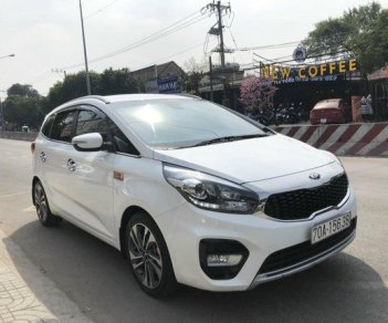 Kia Rondo 2017 - Cần bán Kia Rondo 1.7AT sản xuất năm 2017, 615tr