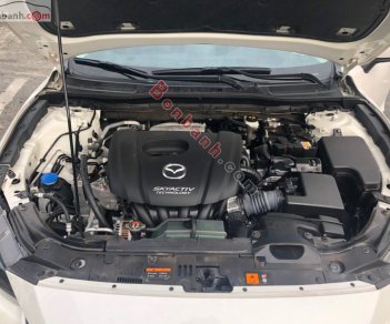 Mazda 3   1.5L Luxury  2019 - Bán Mazda 3 1.5L Luxury sản xuất năm 2019, màu trắng còn mới