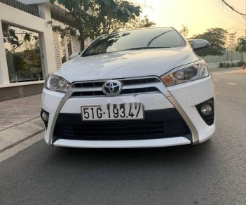 Toyota Yaris G  2015 - Cần bán gấp Toyota Yaris G đời 2015, màu trắng số tự động