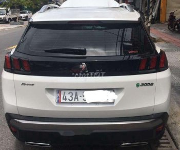 Peugeot 3008 2020 - Cần bán xe Peugeot 3008 đời 2020, màu trắng, nhập khẩu nguyên chiếc còn mới