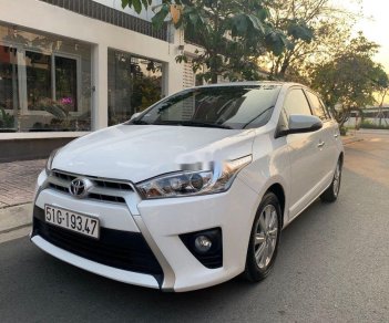 Toyota Yaris G  2015 - Cần bán gấp Toyota Yaris G đời 2015, màu trắng số tự động