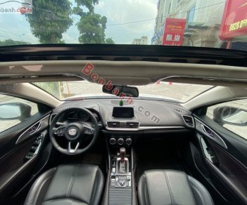 Mazda 3   1.5L Luxury 2020 - Cần bán lại xe Mazda 3 1.5L Luxury sản xuất năm 2020, màu trắng còn mới, 620tr