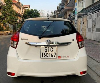 Toyota Yaris G  2015 - Cần bán gấp Toyota Yaris G đời 2015, màu trắng số tự động