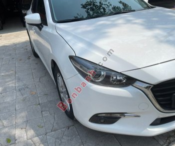 Mazda 3   2017 - Cần bán xe Mazda 3 2017, màu trắng số tự động, giá chỉ 538 triệu