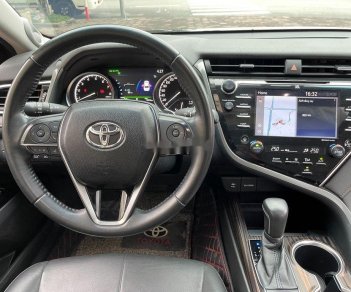 Toyota Camry 2019 - Bán ô tô Toyota Camry sản xuất 2019, màu đen, xe nhập 