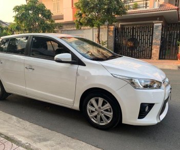 Toyota Yaris G  2015 - Cần bán gấp Toyota Yaris G đời 2015, màu trắng số tự động