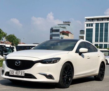 Mazda 6   2.0 Premium  2016 - Bán Mazda 6 2.0 Premium sản xuất 2016, màu trắng, giá 650tr