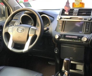 Toyota Prado 2015 - Cần bán gấp Toyota Prado sản xuất năm 2015, màu trắng, nhập khẩu