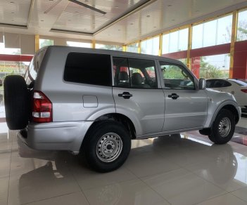 Mitsubishi Pajero 2006 - Bán ô tô Mitsubishi Pajero 3.0 năm 2006, 230 triệu