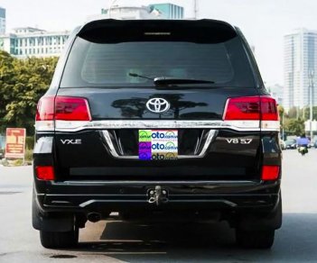 Toyota Land Cruiser   VX.E 5.7 V8  2016 - Bán Toyota Land Cruiser VX.E 5.7 V8 sản xuất 2016, màu đen, nhập khẩu nguyên chiếc xe gia đình